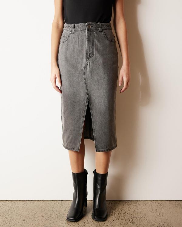 Atmos&Here - Payton Denim Midi Skirt - Denim skirts (Light Grey Wash) Payton Denim Midi Skirt