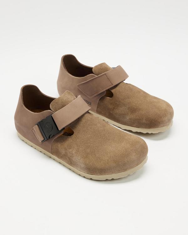 Birkenstock - London Quick Release Buckle Suede Leather Regular   Unisex - Casual Shoes (Taupe) London Quick Release Buckle Suede Leather Regular - Unisex