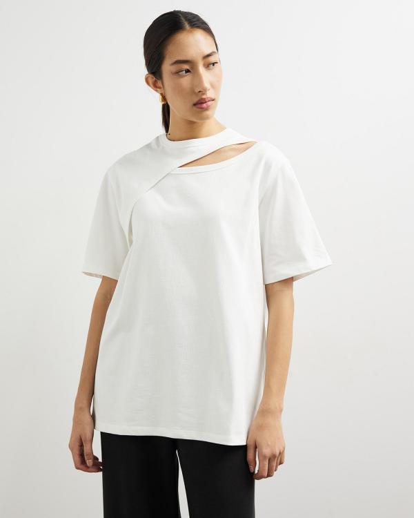 C&M CAMILLA AND MARC - Gianna Cut Out Tee - Tops (Soft White) Gianna Cut Out Tee