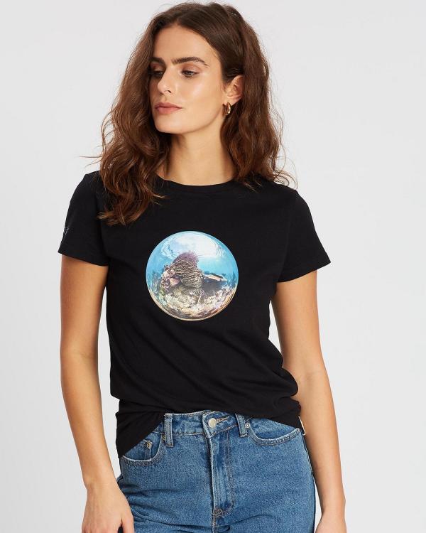Conscious Swim - Underwater Earth Coral Tee - T-Shirts & Singlets (Black) Underwater Earth Coral Tee