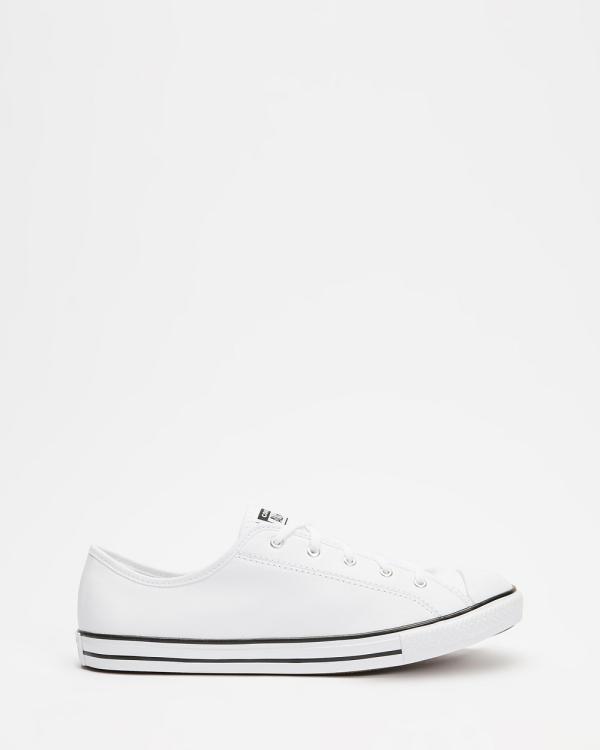 Converse - Chuck Taylor All Star Dainty Basic Leather   Women's - Sneakers (White & Black) Chuck Taylor All Star Dainty Basic Leather - Women's