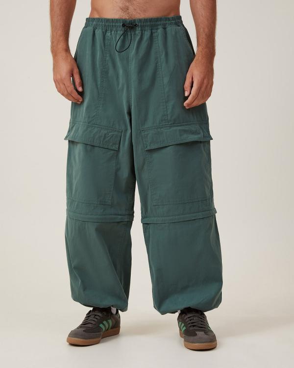 Cotton On - Parachute Super Baggy Pant Green - Pants (GREEN) Parachute Super Baggy Pant Green