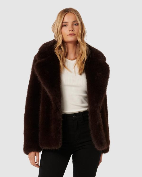 Forever New - Hunter Cropped Faux Fur Coat - Coats & Jackets (Chocolate) Hunter Cropped Faux Fur Coat