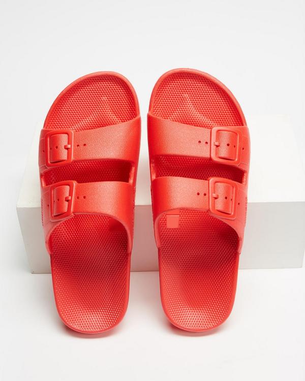 Freedom Moses - Slides   Kids - Casual Shoes (Red) Slides - Kids