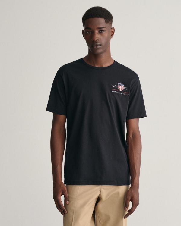 Gant - Embroidered Archive Shield T Shirt - T-Shirts & Singlets (BLACK) Embroidered Archive Shield T-Shirt