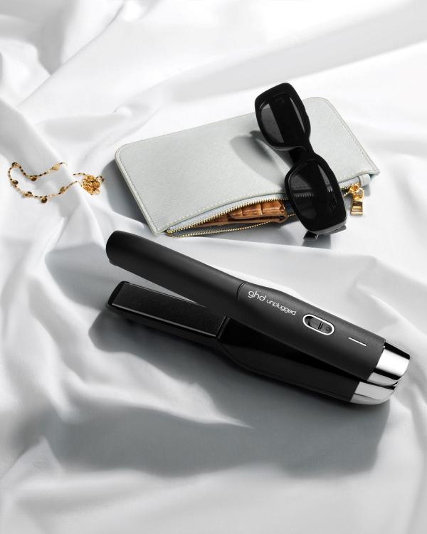 ghd - Unplugged™ cordless hair straightener in black - Hair (Black) Unplugged™ cordless hair straightener in black