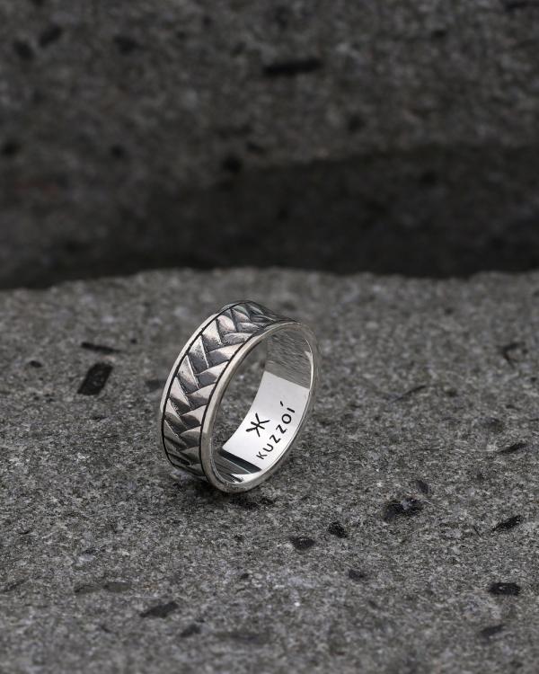 Kuzzoi - ICONIC EXCLUSIVE   Ring Mens Band Herringbone Vintage in 925 Sterling Silver - Jewellery (Silver) ICONIC EXCLUSIVE - Ring Mens Band Herringbone Vintage in 925 Sterling Silver