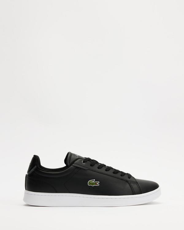 Lacoste - Carnaby Pro Leather Trainers   Men's - Lifestyle Sneakers (White & Black) Carnaby Pro Leather Trainers - Men's