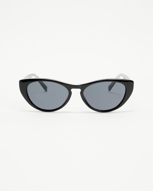 MATT & NAT - Amara2 - Sunglasses (Black & Smoke Lens) Amara2
