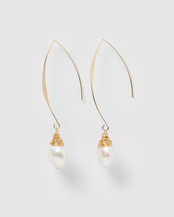 Miz Casa and Co - Nadia Simple Drop Earrings Gold Pearl - Jewellery (Gold Pearl) Nadia Simple Drop Earrings Gold Pearl