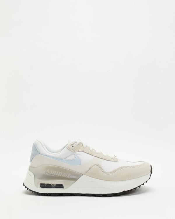 Nike - Air Max SYSTM   Women's - Lifestyle Sneakers (Summit White, Blue Tint & Metallic Silver) Air Max SYSTM - Women's
