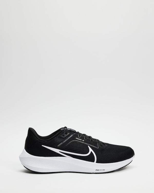Nike - Air Zoom Pegasus 40   Men's - Performance Shoes (Black  White & Iron Grey) Air Zoom Pegasus 40 - Men's