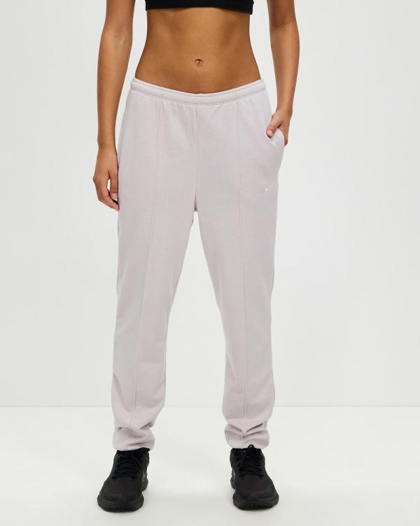 Nike - Sportswear Chill Terry Slim High Waisted French Terry Sweatpants - Sweatpants (Platinum Violet & Sail) Sportswear Chill Terry Slim High-Waisted French Terry Sweatpants