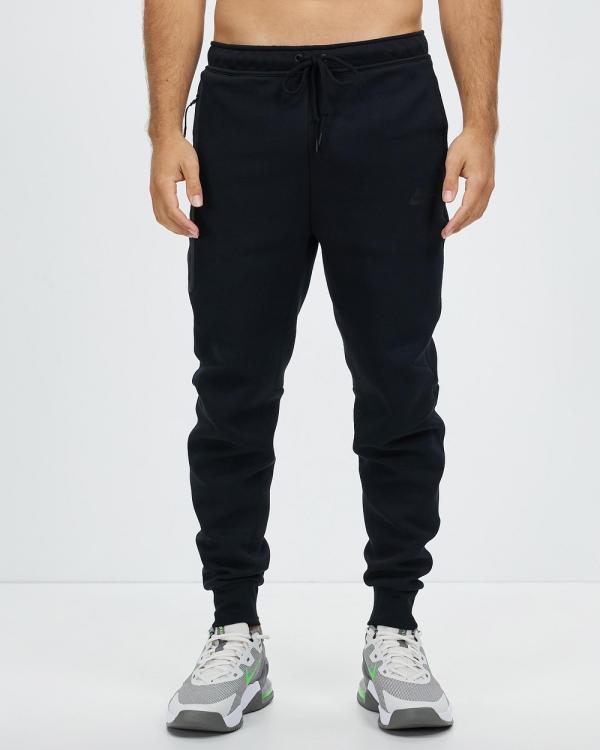 Nike - Tech Fleece Joggers - Pants (Black & Black) Tech Fleece Joggers