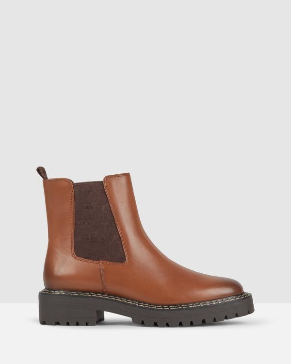 Planet Shoes - Fella Comfort Chelsea Boot - Boots (Tan) Fella Comfort Chelsea Boot