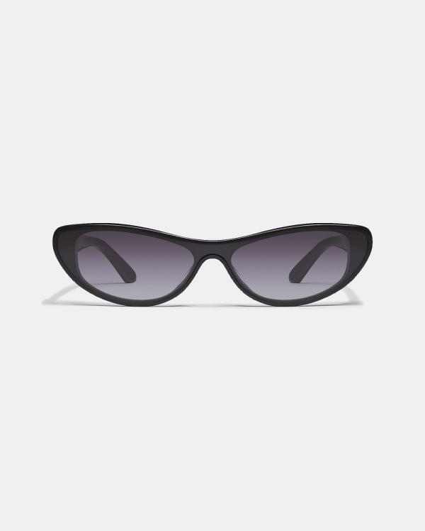 Quay Australia - Slate - Sunglasses (Black & Smoke Gradient Lens) Slate