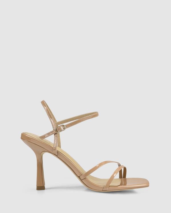 Siren - Speck Strappy Heels - Sandals (Tan Patent Leather) Speck Strappy Heels