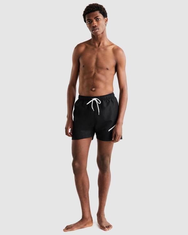 Tommy Hilfiger - Signature Slim Fit Medium Drawstring Boardshorts - Swimwear (Black) Signature Slim Fit Medium Drawstring Boardshorts