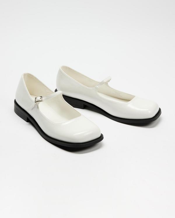 TOPSHOP - Anna Square Toe Mary Janes - Ballet Flats (White) Anna Square Toe Mary Janes