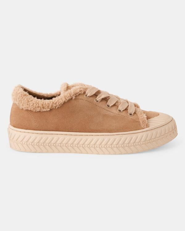 Walnut Melbourne - Viana Sneaker - Slip-On Sneakers (Camel) Viana Sneaker