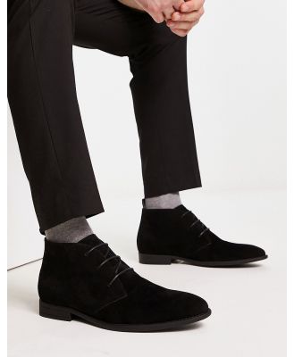 ASOS DESIGN chukka boots in black faux suede