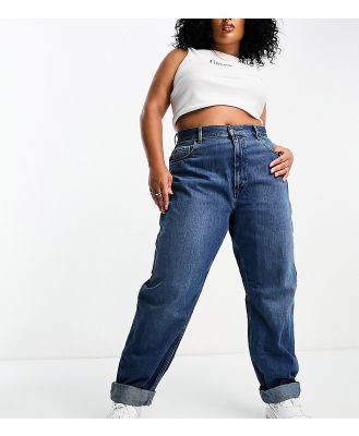 ASOS DESIGN Curve slouchy mom jeans in mid blue