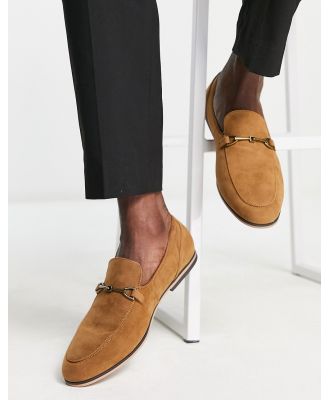 ASOS DESIGN loafers in tan faux suede with snaffle detail-Brown