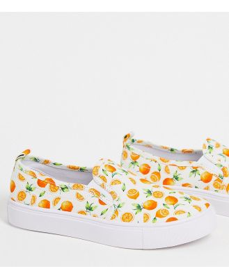 ASOS DESIGN Wide Fit Dotty slip on canvas shoes in fruit print-Multi