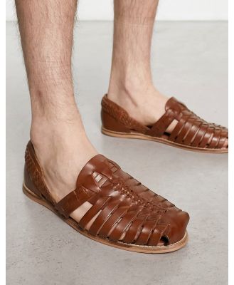 ASOS DESIGN woven sandals in tan leather-Brown