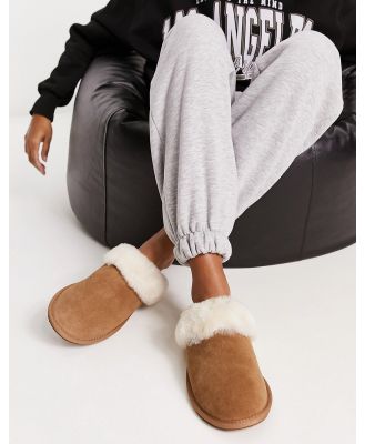 ASOS DESIGN Zeus premium sheepskin slippers in chesnut-Brown