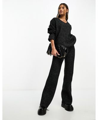 4th & Reckless knitted pants in black (part of a set)