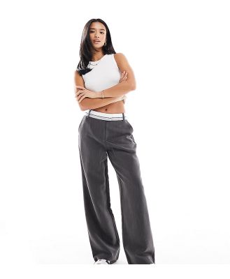 4th & Reckless Petite exclusive tailored contrast waistband straight leg pants in dark grey