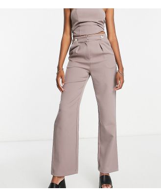 4th & Reckless Tall exclusive tailored pants in mocha (part of a set)-Neutral