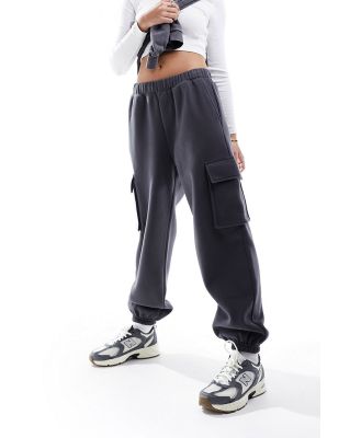 Abercrombie & Fitch cargo trackies in asphalt grey