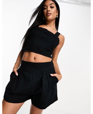 Abercrombie & Fitch flat front linen pull on shorts in black (part of a set)