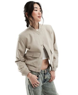 Abercrombie & Fitch short bomber jacket in taupe-Neutral