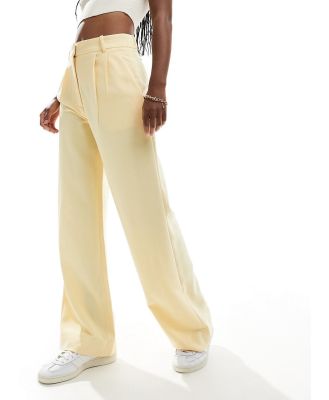 Abercrombie & Fitch Sloane tailored pants in yellow
