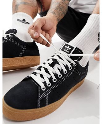 adidas Originals Stan Smith CS sneakers in black suede-Brown