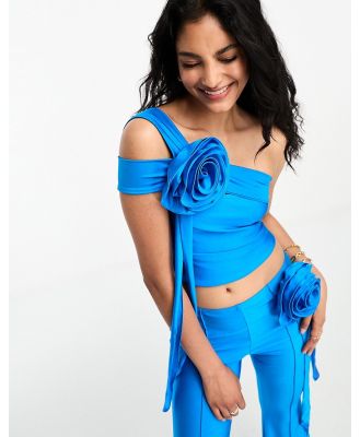 Annorlunda corsage detail slinky bandeau top in blue
