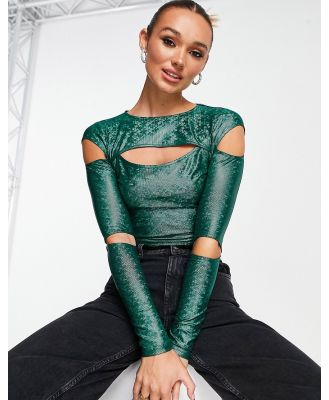Annorlunda cut-out holographic long sleeve top in deep green