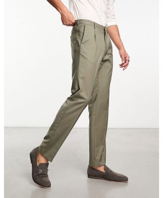 Ben Sherman pleated smart pants in khaki-Green