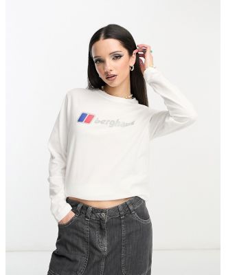 Berghaus boyfriend fit t-shirt with large classic logo in white