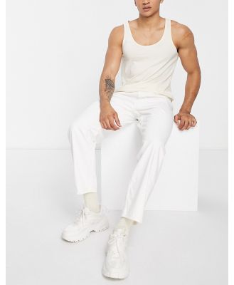 Bershka baggy jeans in white-Neutral