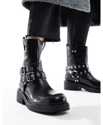 Bershka buckle detail ankle length boots in black