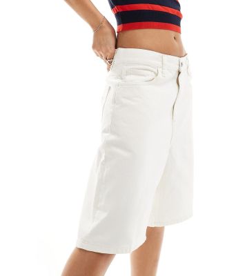 Carhartt WIP Brandon denim shorts in white
