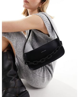 Claudia Canova chain detail shoulder bag in black