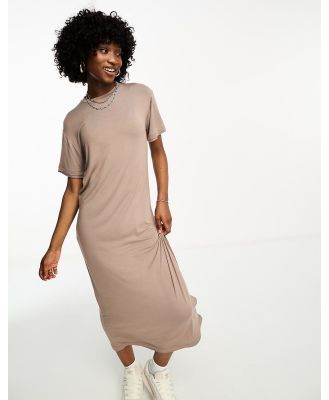 COLLUSION slinky maxi t-shirt dress in brown-Blue