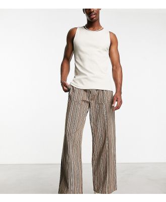 COLLUSION textured pants in brown