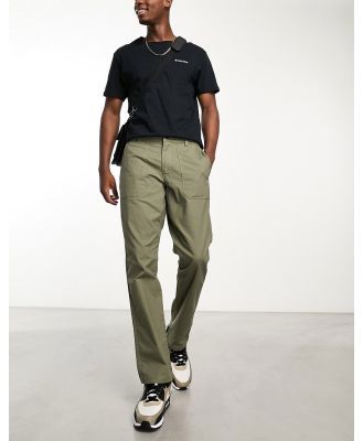 Columbia Flex ROC utility pants in khaki-Green