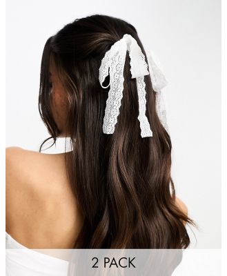 DesignB London broderie hair ribbons in white